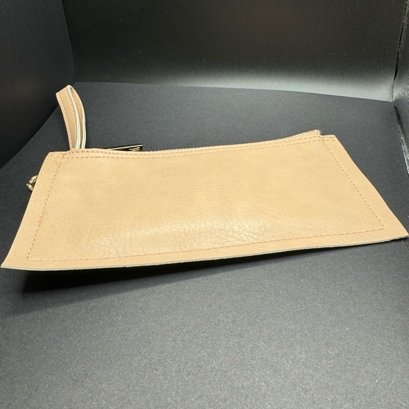 Neiman Marcus Wristlet Pouch - Preloved, Like New! - Picture 3 of 5